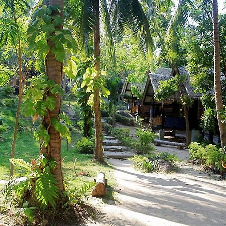 Thongtapan Resort Chaloklum Buitenkant foto