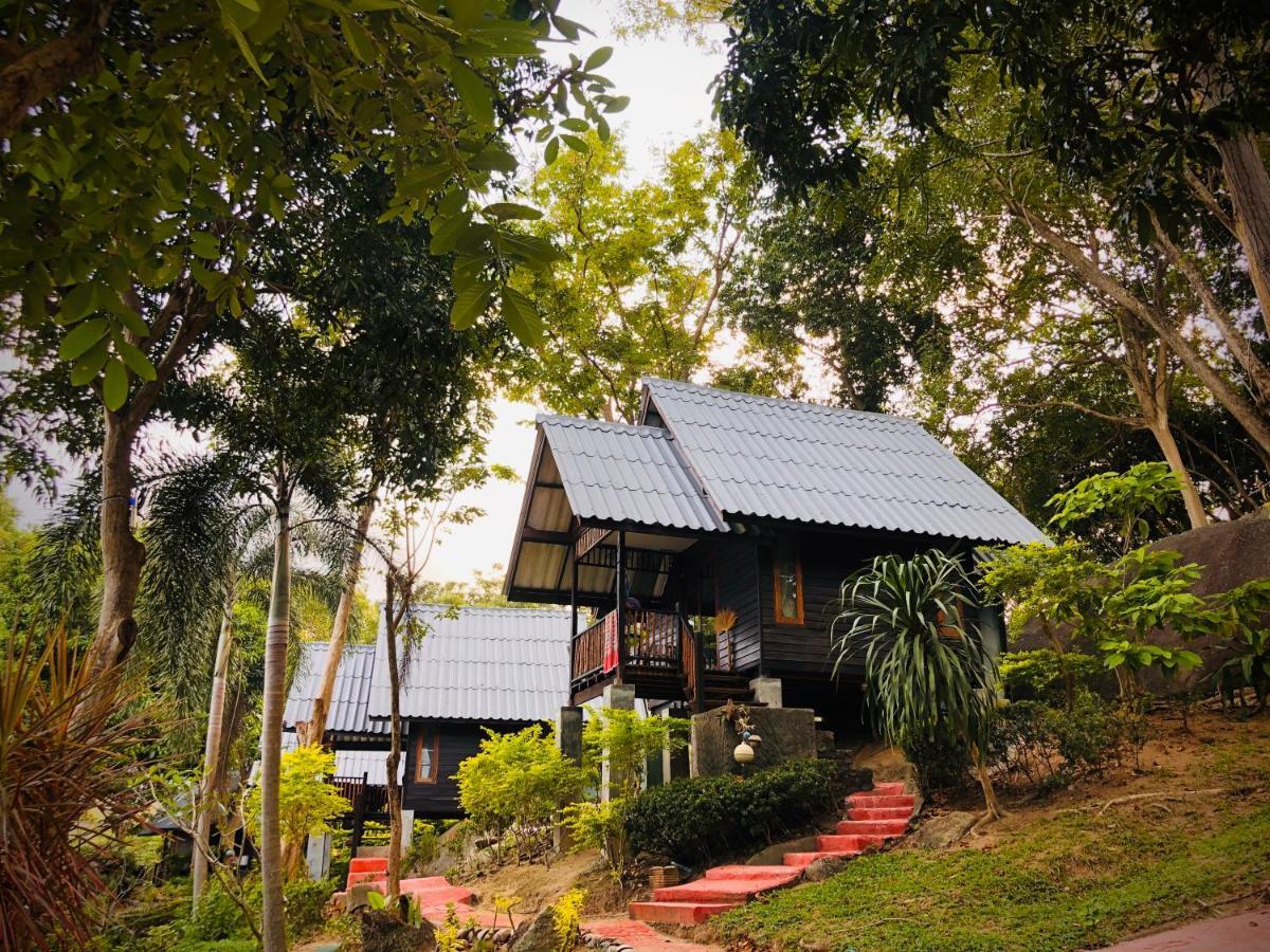Thongtapan Resort Chaloklum Buitenkant foto