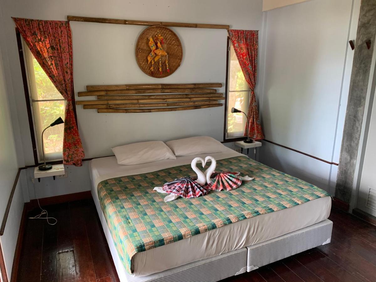Thongtapan Resort Chaloklum Buitenkant foto